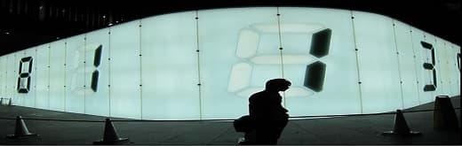 Display Panel Market Trend – Enabling a World View Through the Looking Glass